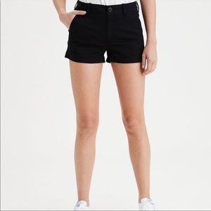 American Eagle - Midi Stretch Black Shorts